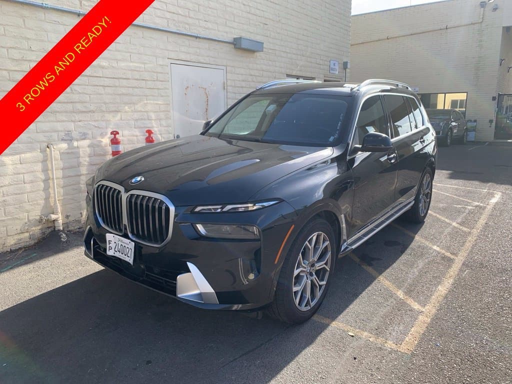 2024 BMW X7 xDrive40i — photo 1 of 11