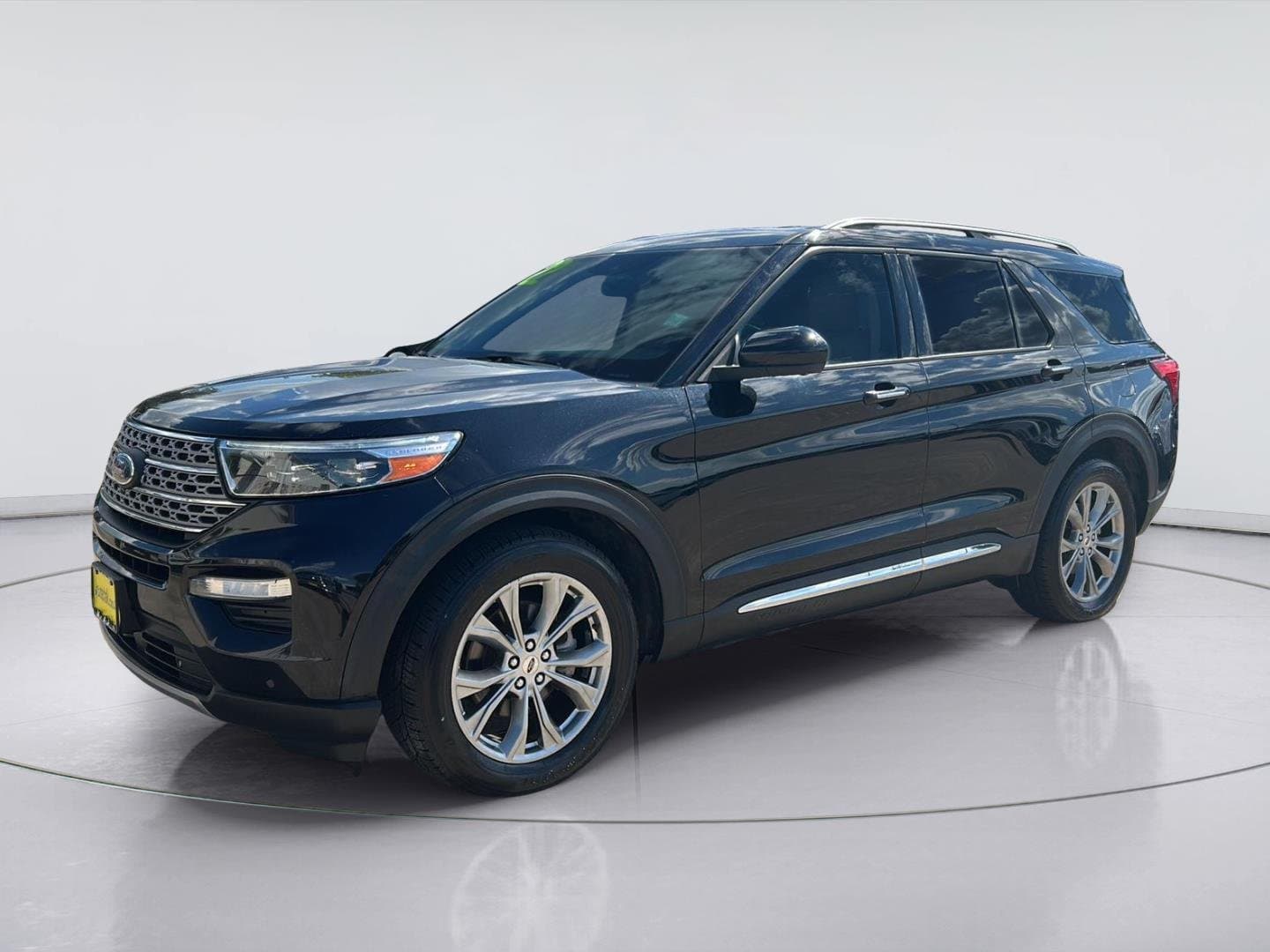 2022 Ford Explorer Limited — photo 1 of 38