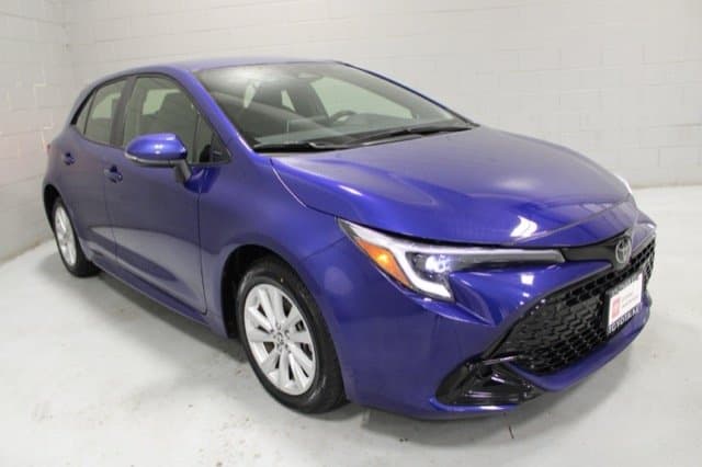 2024 Toyota Corolla Hatchback SE — photo 1 of 25