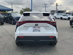 Extra Photo