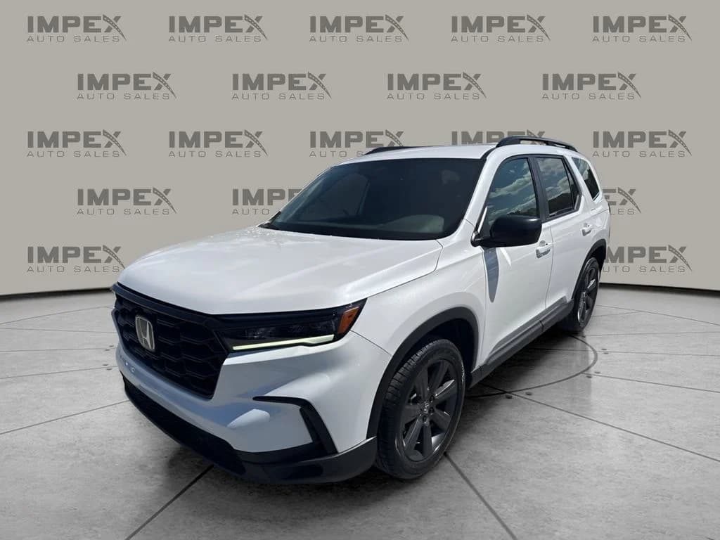 2025 Honda Pilot Sport — photo 1 of 32