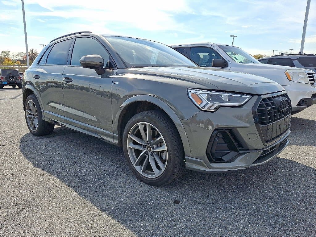 2024 Audi Q3 Premium Plus — photo 1 of 20