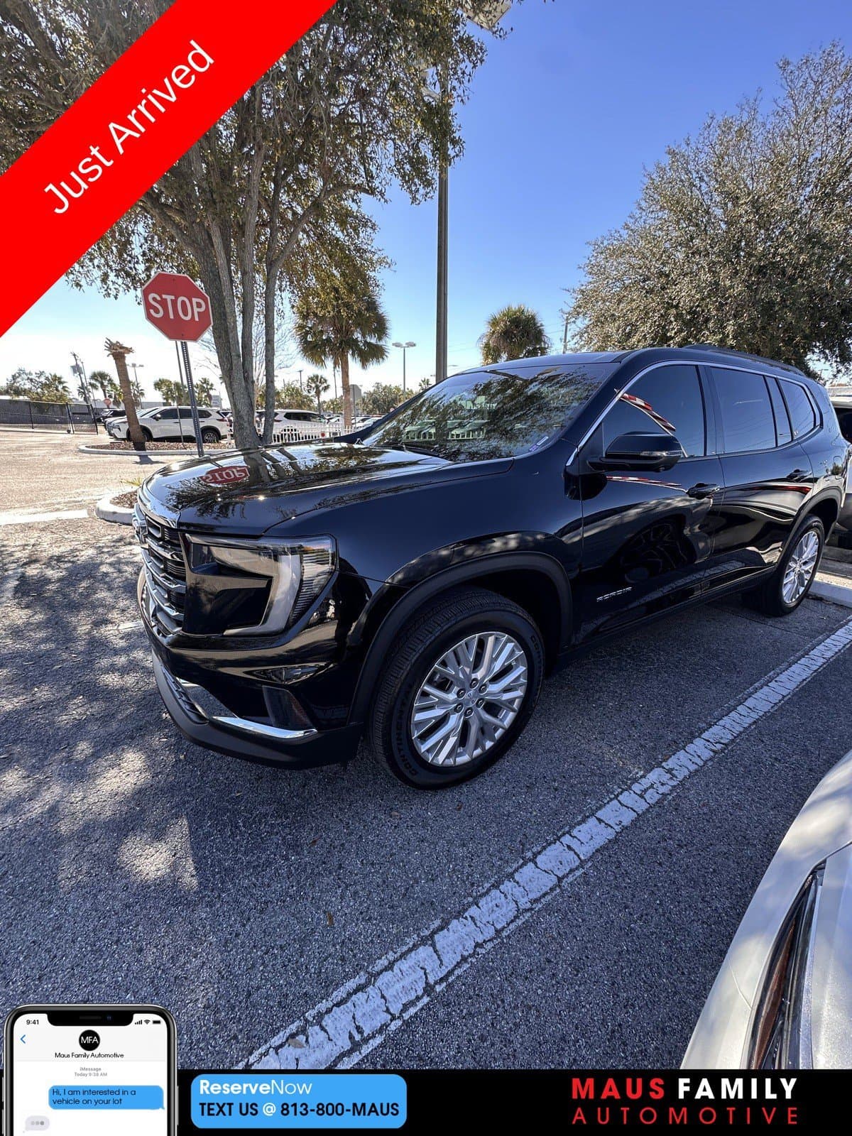 2025 GMC Acadia FWD Elevation — photo 1 of 5