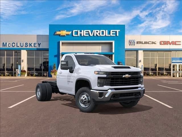 2026 Chevrolet Silverado 3500 HD Chassis Cab Work Truck — photo 1 of 48