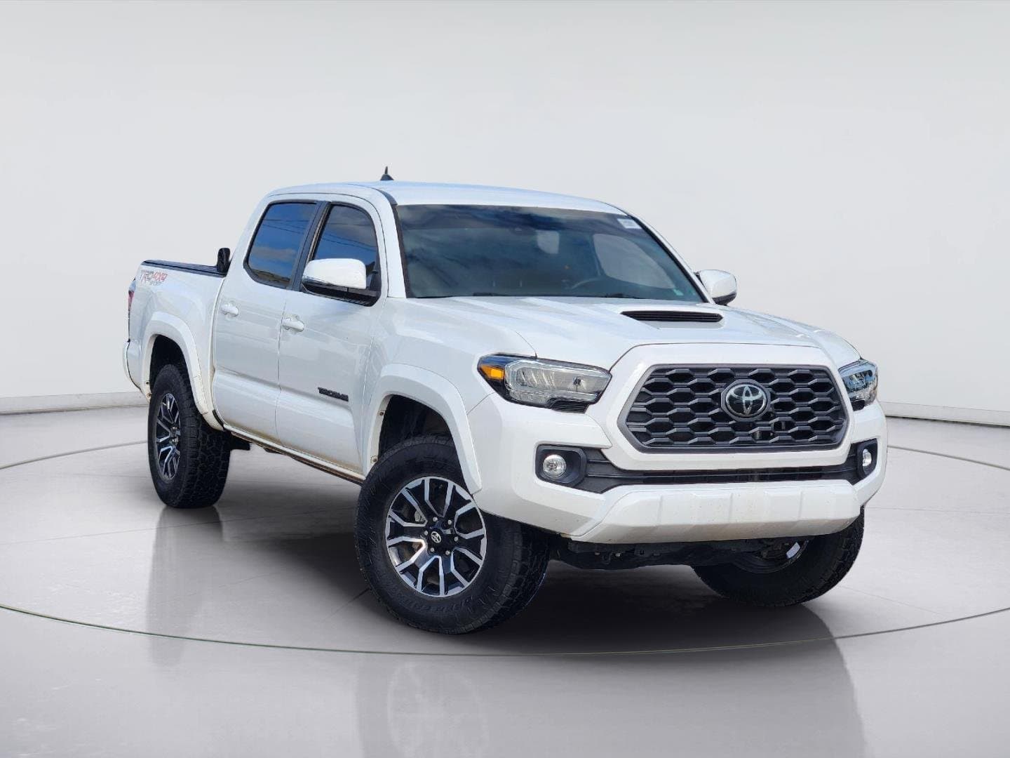 2023 Toyota Tacoma 4WD TRD Sport — photo 1 of 21