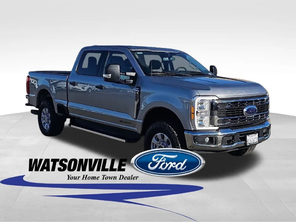 2023 Ford Super Duty F-250 SRW XLT — photo 1 of 44