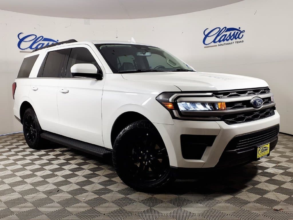 2024 Ford Expedition XLT — photo 1 of 25