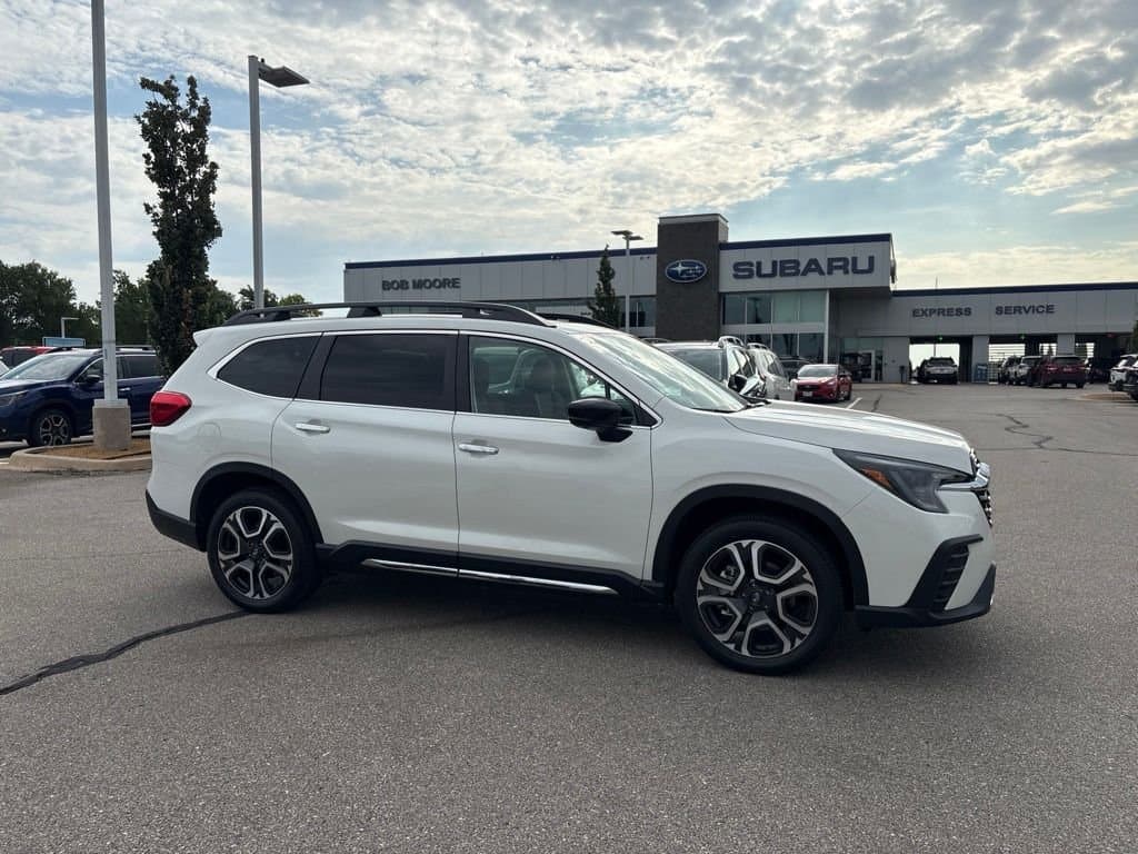 2026 Subaru Ascent Touring — photo 1 of 7