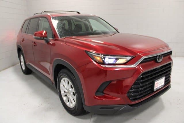 2024 Toyota Grand Highlander XLE — photo 1 of 25