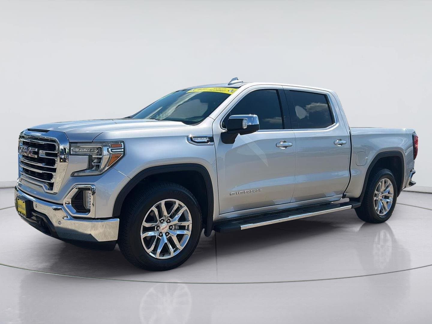 2020 GMC Sierra 1500 SLT — photo 1 of 34
