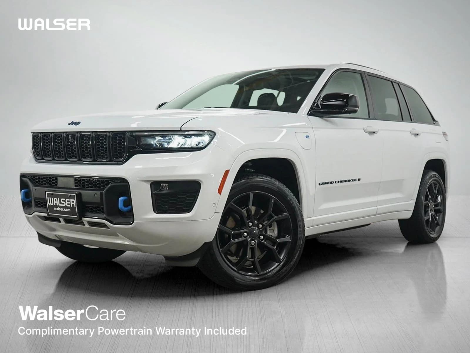 2023 Jeep Grand Cherokee Base — photo 1 of 32