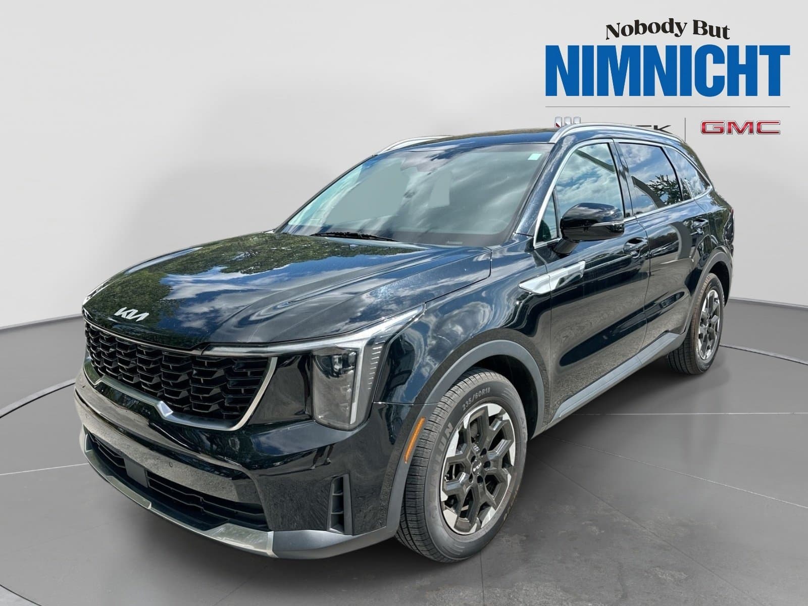 2024 Kia Sorento S — photo 1 of 4