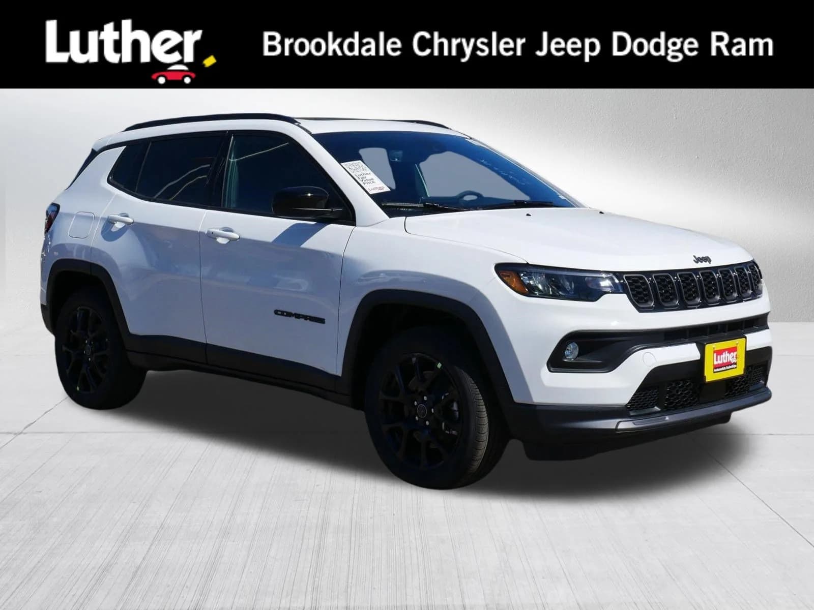 2026 Jeep Compass Latitude Altitude — photo 1 of 24