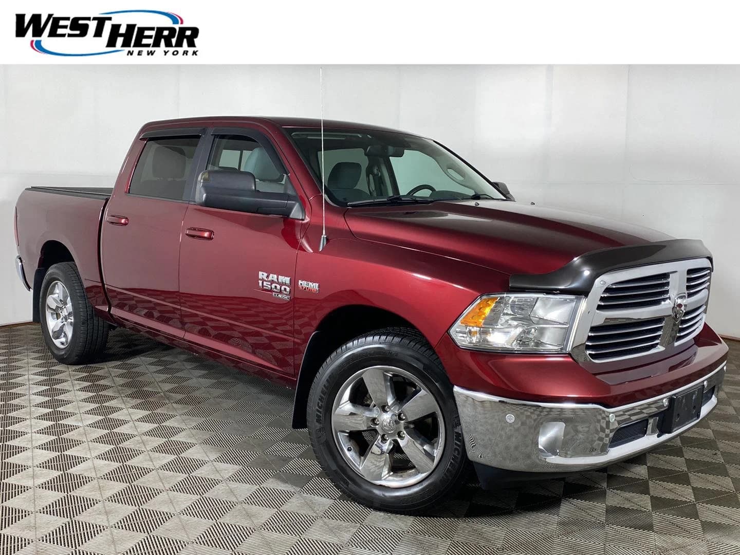 2019 RAM 1500 Classic Big Horn — photo 1 of 24