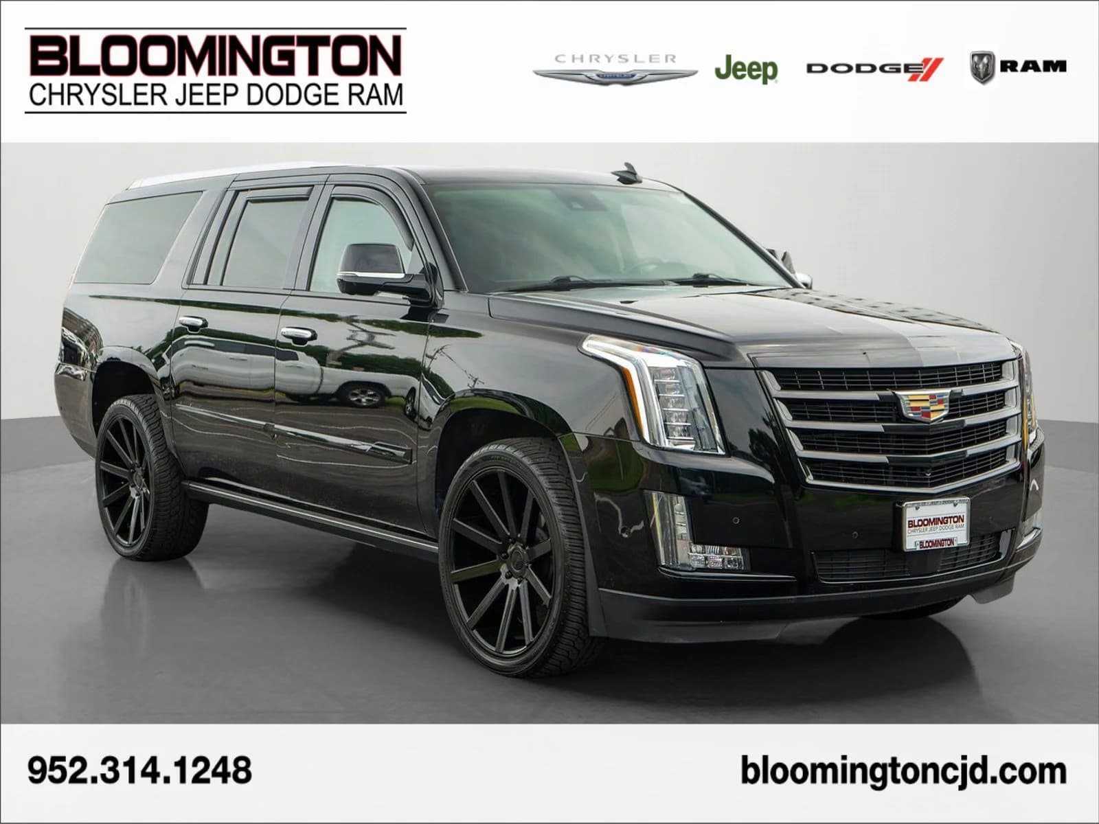 2020 Cadillac Escalade ESV Premium — photo 1 of 34