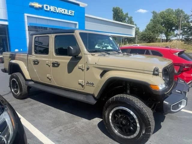 2020 Jeep Gladiator North Edition — photo 1 of 12
