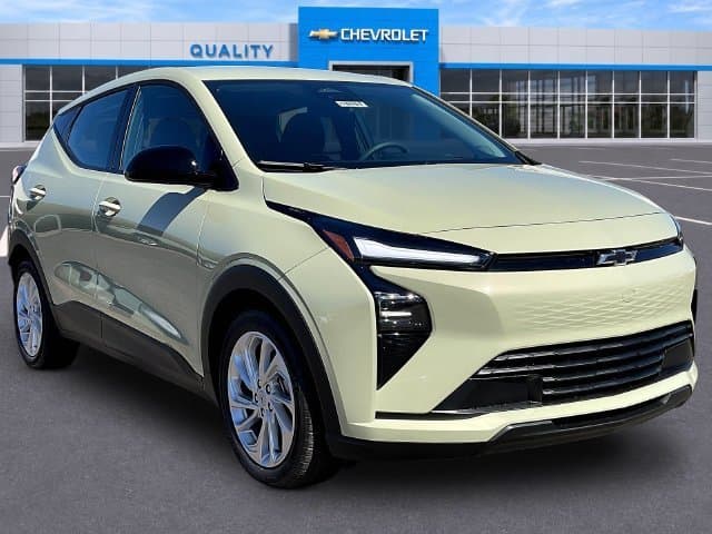 2027 Chevrolet Bolt LT — photo 1 of 39