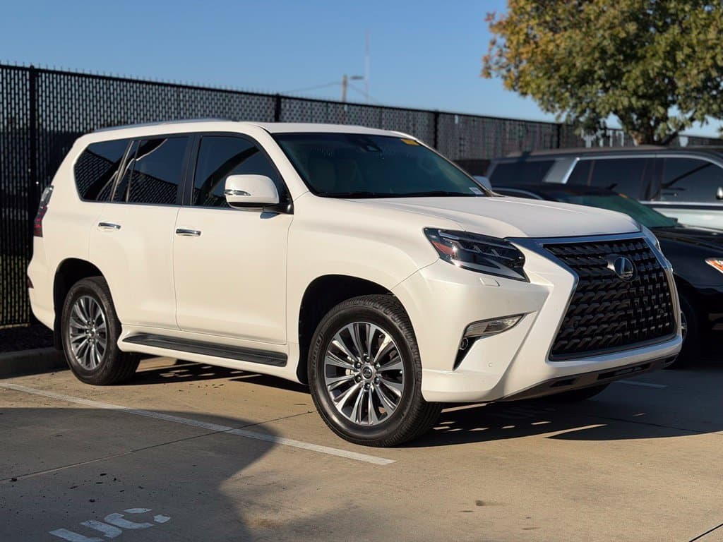 2023 Lexus GX Base — photo 1 of 3