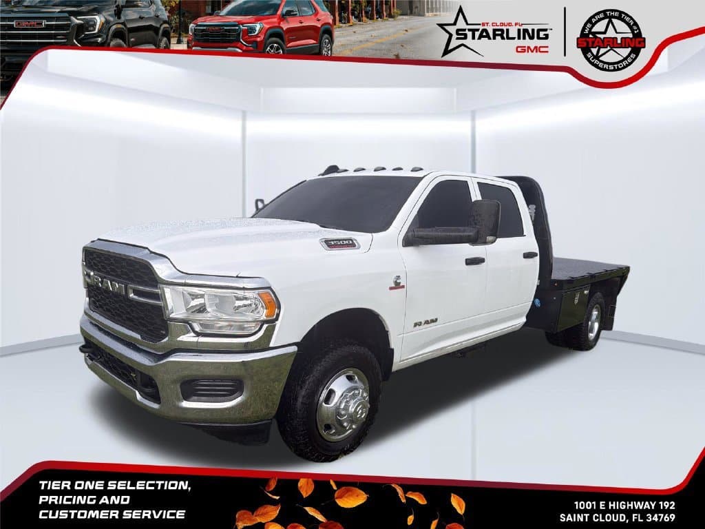 2022 RAM 3500 Chassis Cab Tradesman — photo 1 of 33
