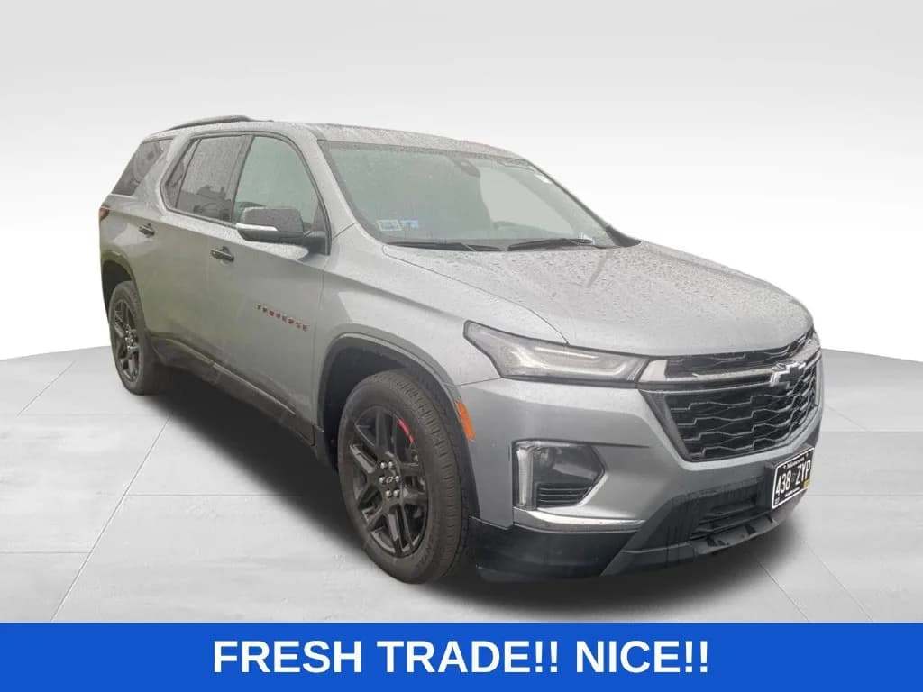 2023 Chevrolet Traverse Premier — photo 1 of 4