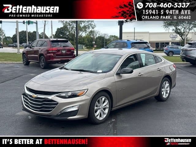 2025 Chevrolet Malibu LT — photo 1 of 11