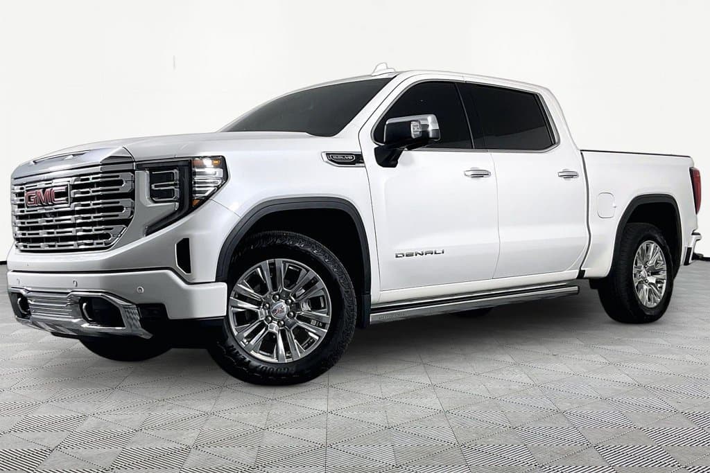 2022 GMC Sierra 1500 Denali — photo 1 of 29