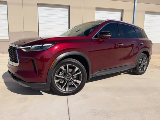 2022 INFINITI QX60 LUXE — photo 1 of 12