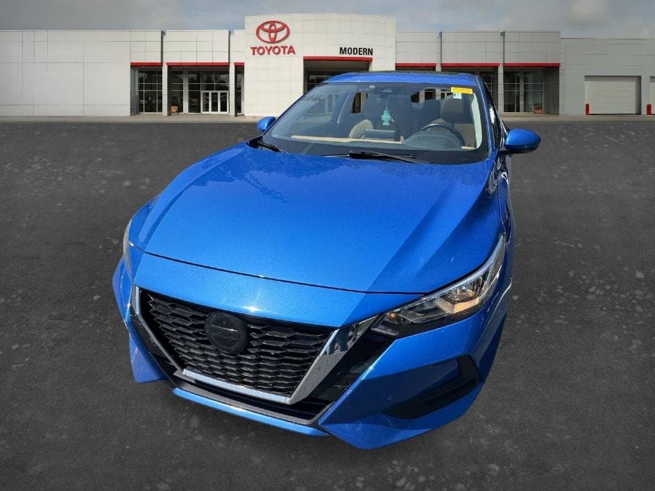 2022 Nissan Sentra SV — photo 1 of 26
