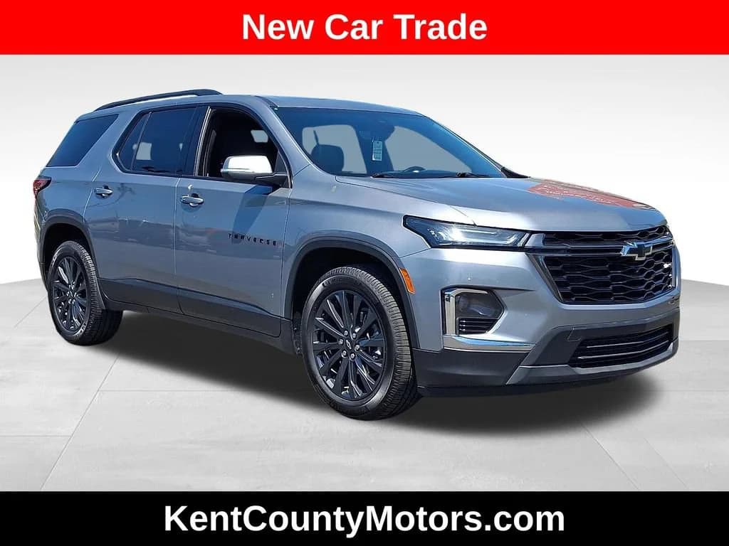 2023 Chevrolet Traverse RS — photo 1 of 33