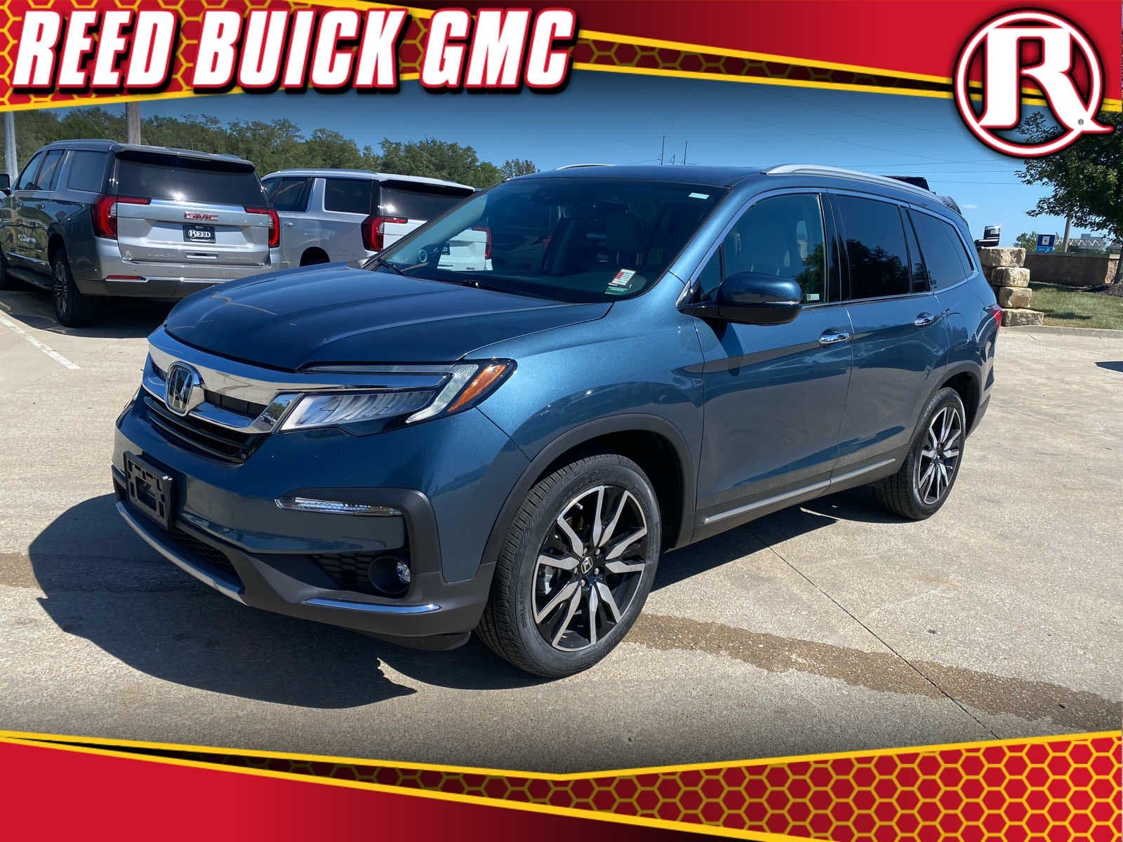 2020 Honda Pilot Elite — photo 1 of 15