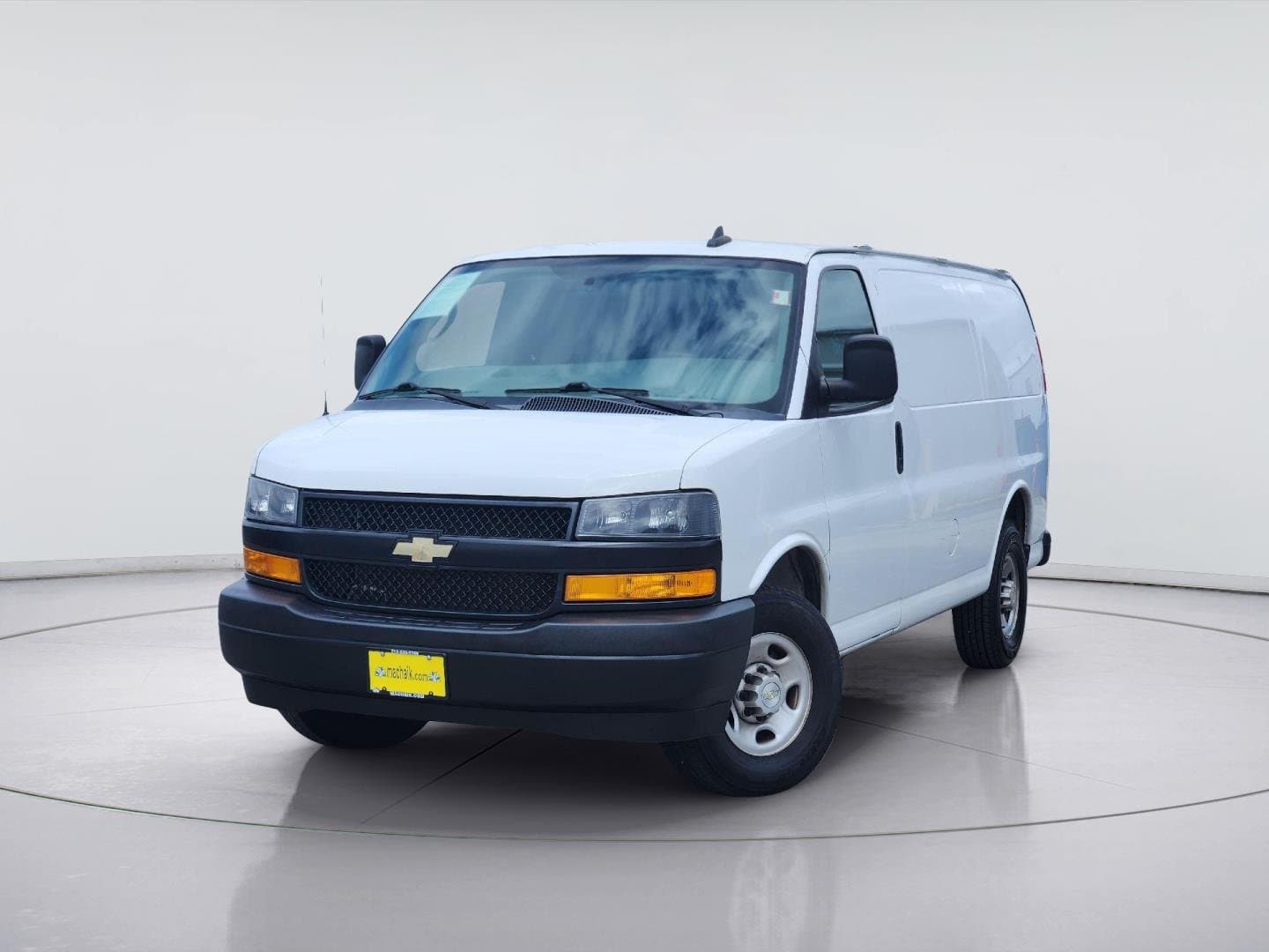 2022 Chevrolet Express Cargo Van Base — photo 1 of 29