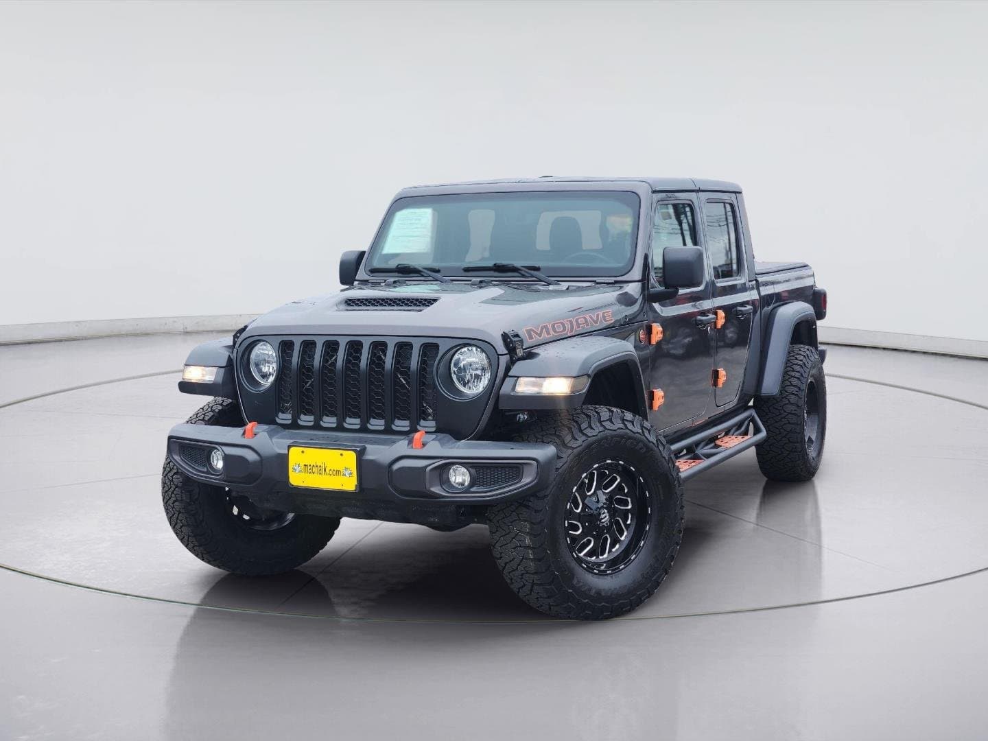 2021 Jeep Gladiator Mojave — photo 1 of 34