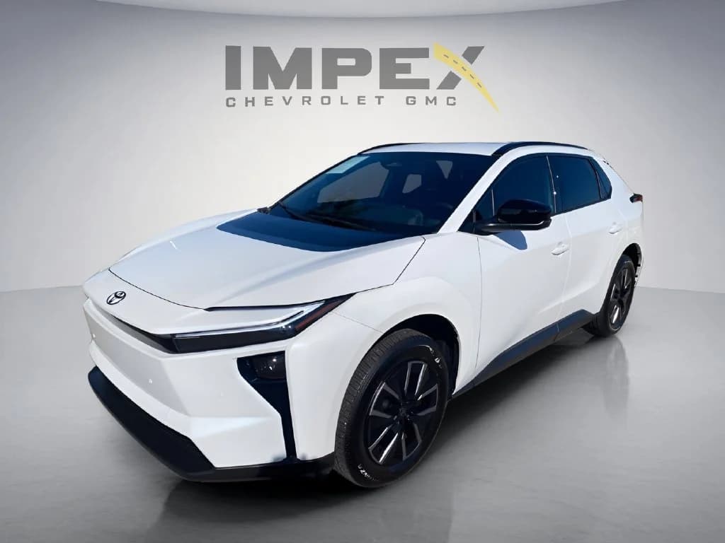 2026 Toyota bZ XLE — photo 1 of 39
