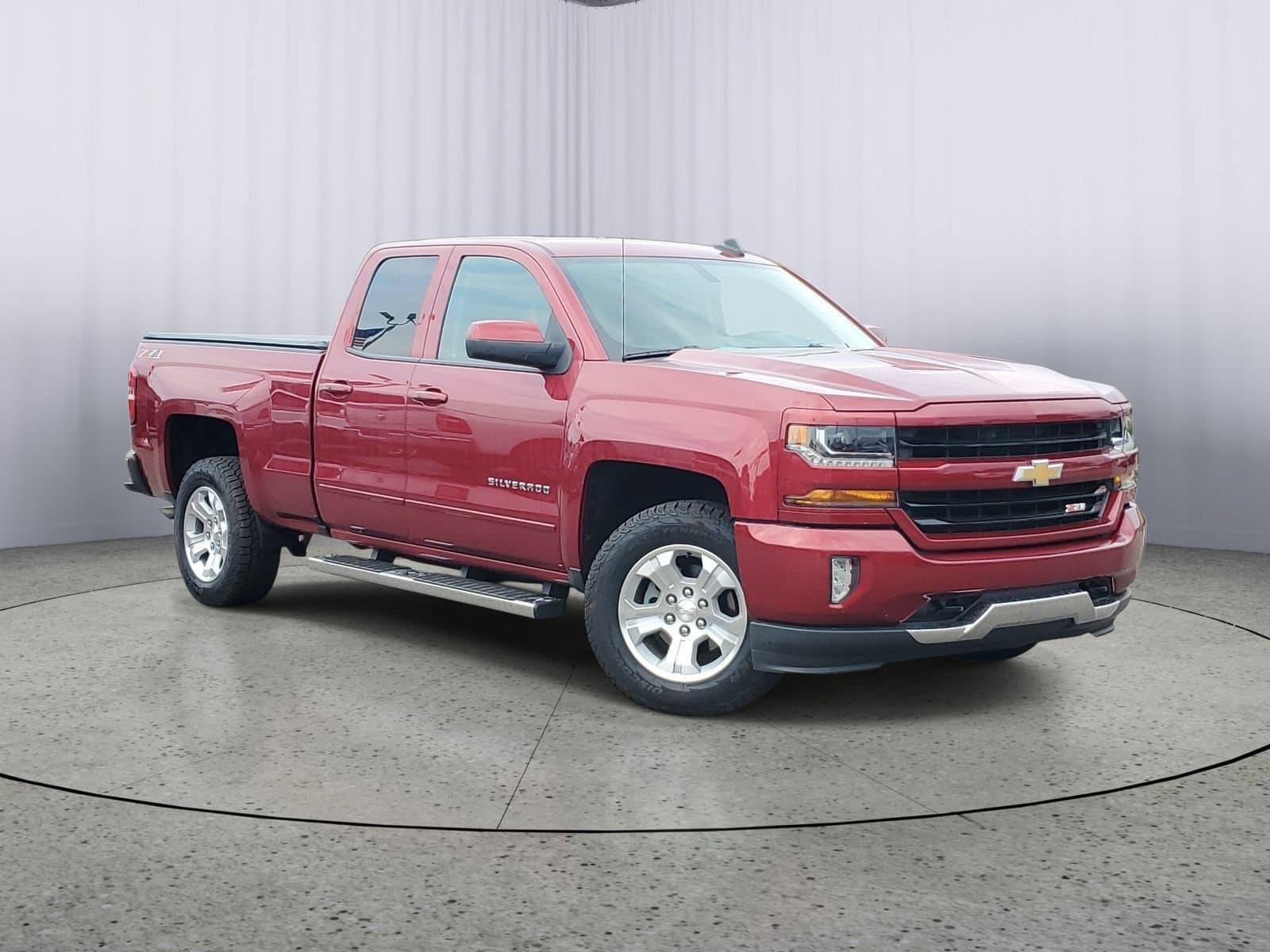 2019 Chevrolet Silverado 1500 LD LT — photo 1 of 25