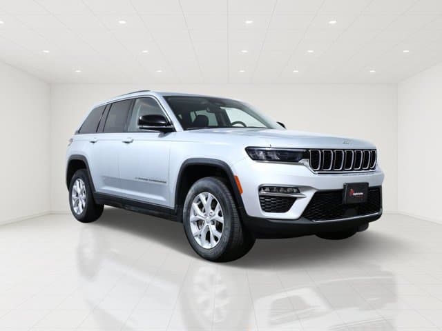 2023 Jeep Grand Cherokee Limited — photo 1 of 26