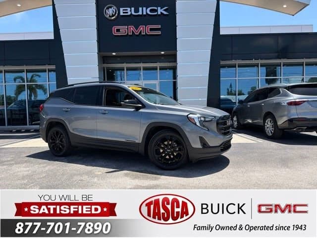 2021 GMC Terrain SLT — photo 1 of 32