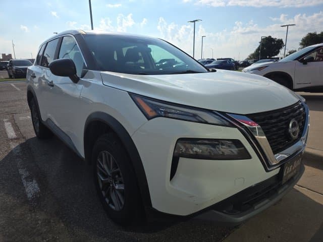 2023 Nissan Rogue S — photo 1 of 7