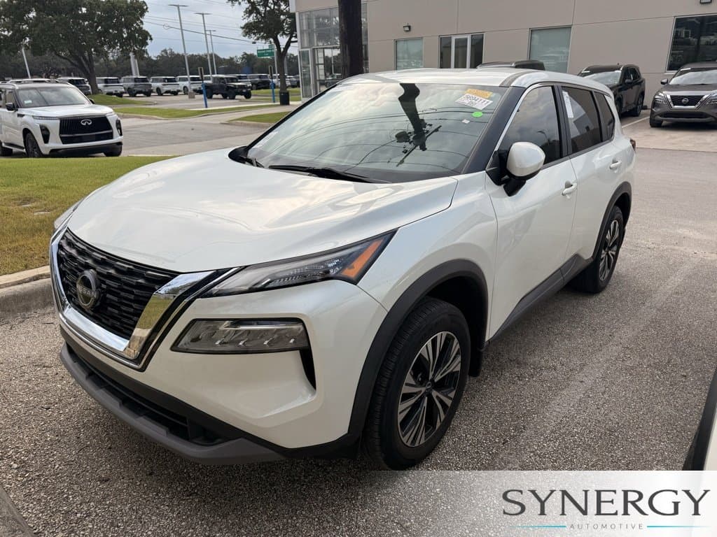 2023 Nissan Rogue SV — photo 1 of 3