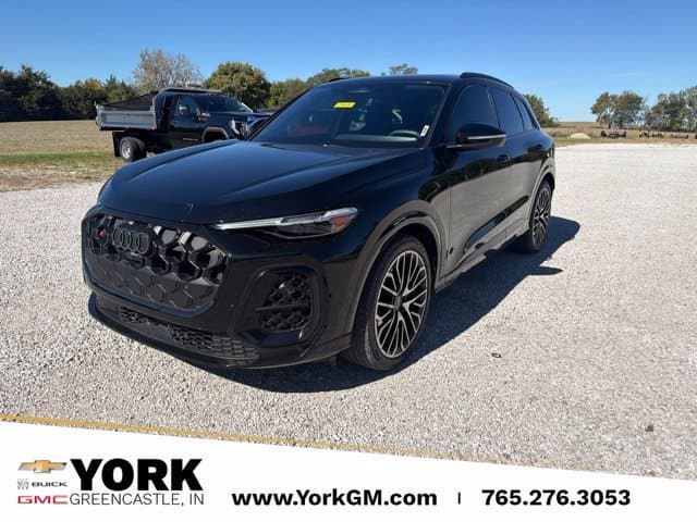 2025 Audi SQ5 Premium Plus — photo 1 of 12