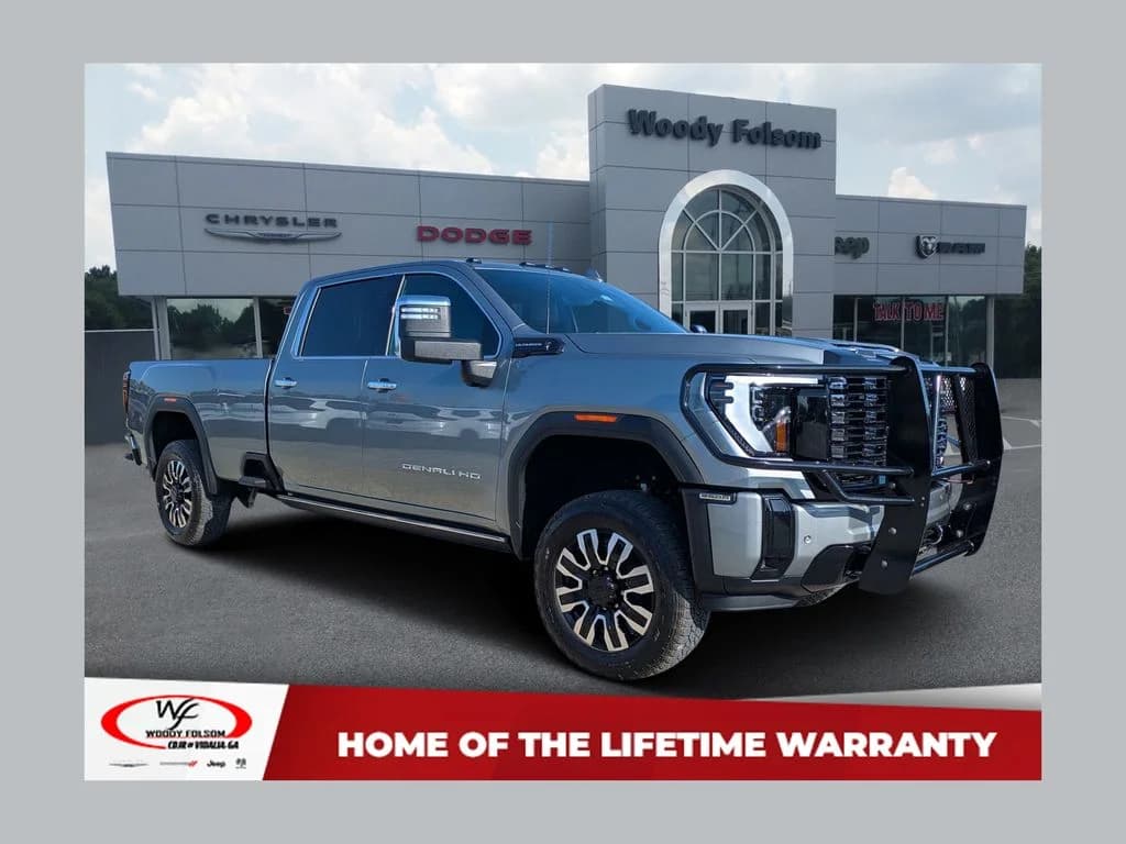 2025 GMC Sierra 3500HD Denali Ultimate — photo 1 of 34
