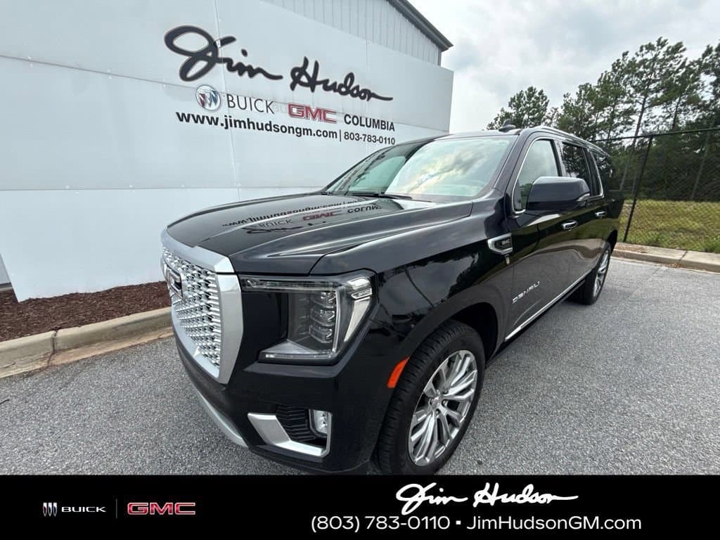 2021 GMC Yukon XL Denali — photo 1 of 5