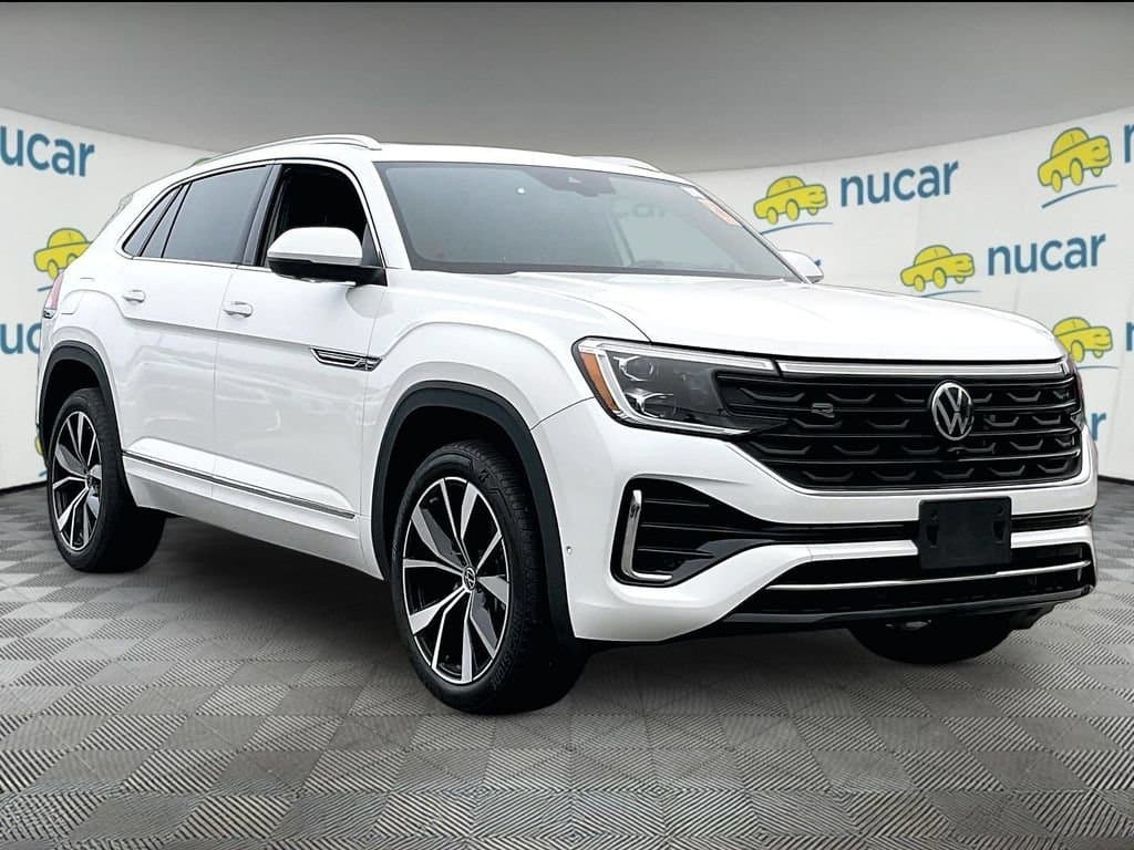 2024 Volkswagen Atlas Cross Sport 2.0T SEL Premium R-Line — photo 1 of 36