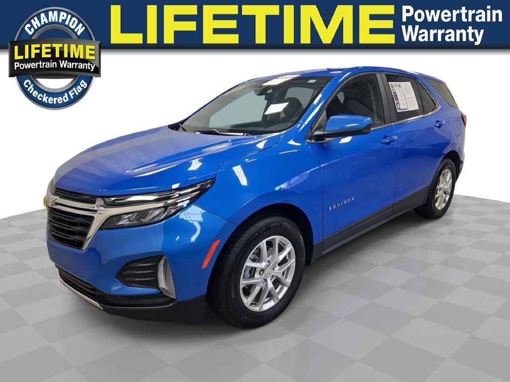 2024 Chevrolet Equinox LT — photo 1 of 36