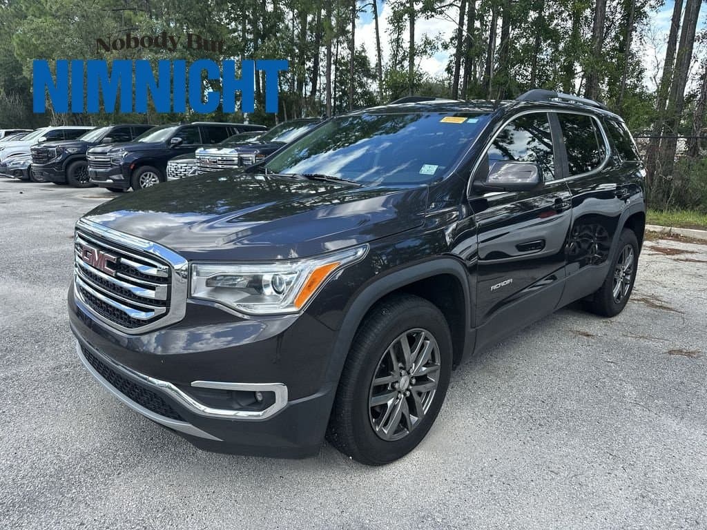 2017 GMC Acadia SLT — photo 1 of 4