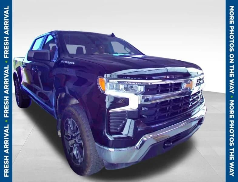 2024 Chevrolet Silverado 1500 LT — photo 1 of 10