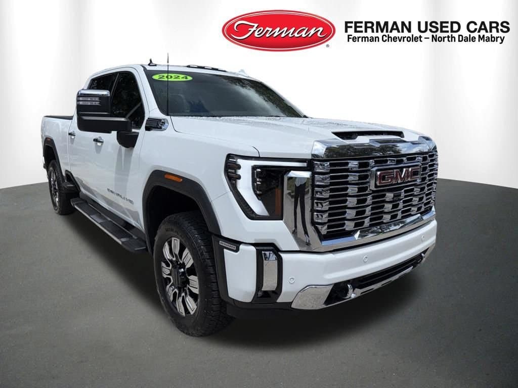 2024 GMC Sierra 2500 HD Denali — photo 1 of 84