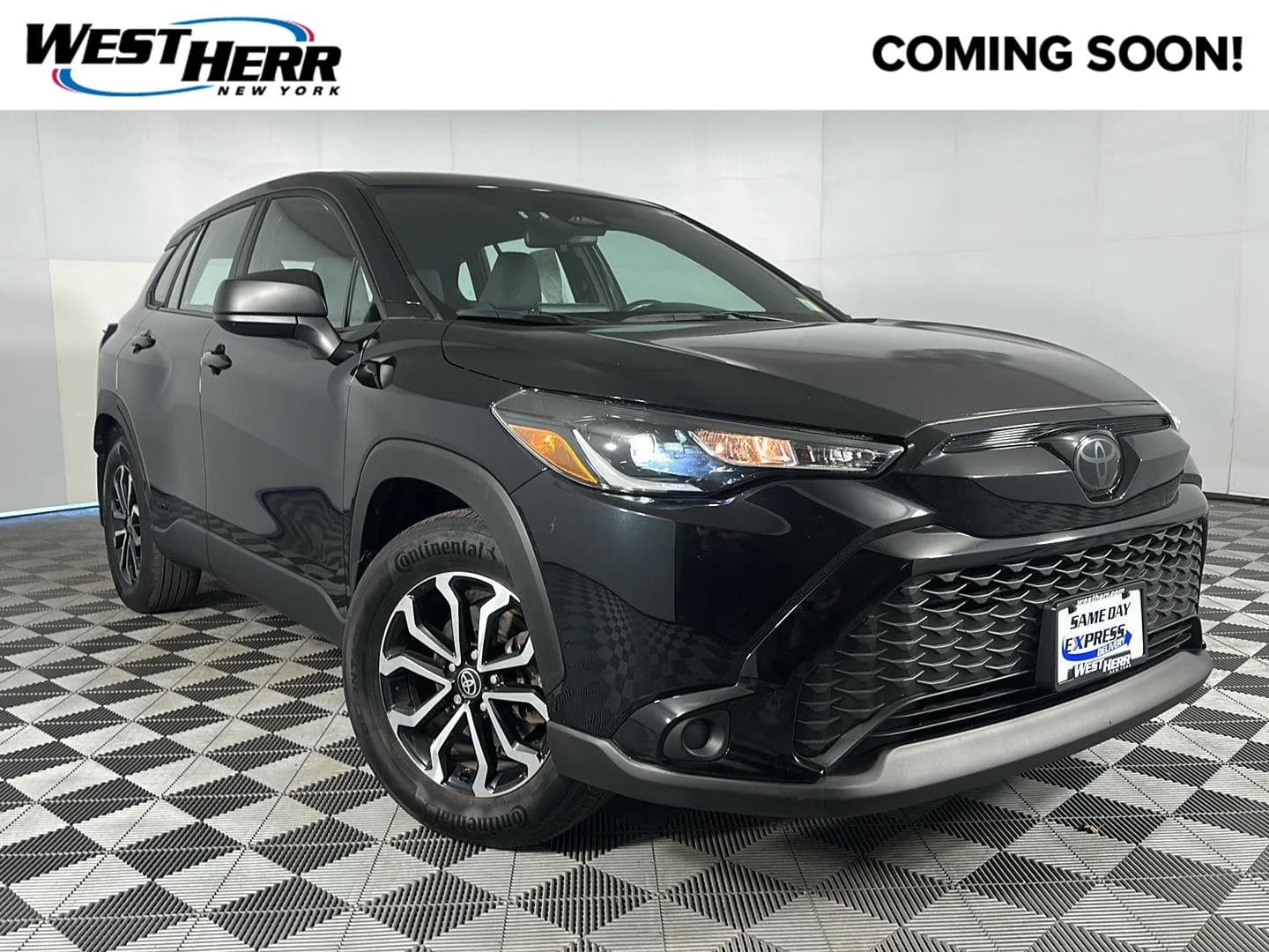 2024 Toyota Corolla Cross Hybrid S — photo 1 of 23