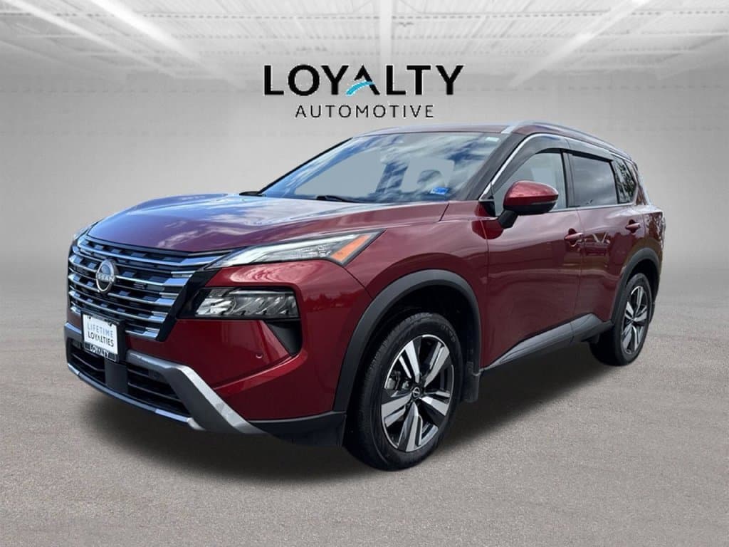 2024 Nissan Rogue SL — photo 1 of 39