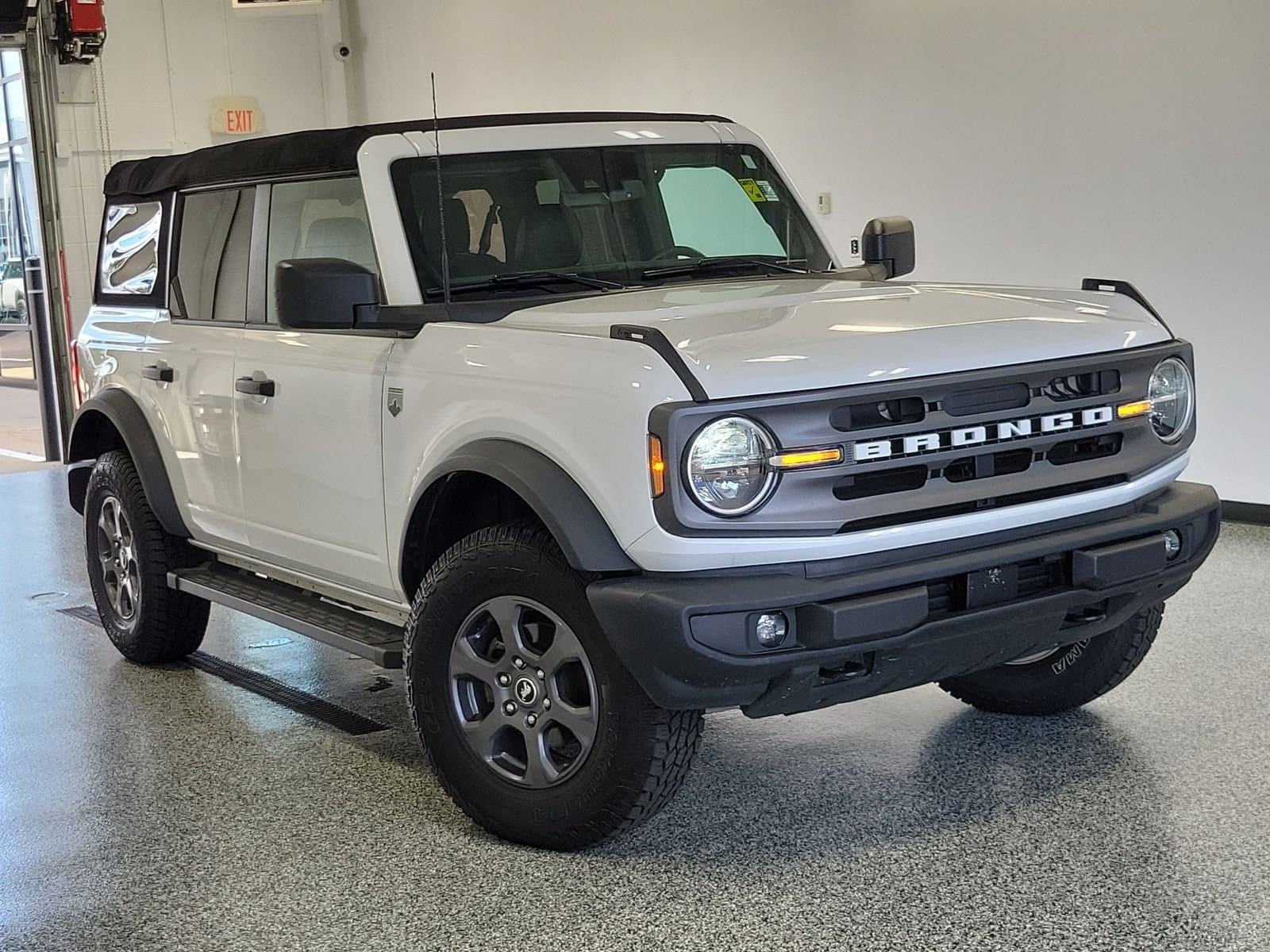 2024 Ford Bronco Big Bend — photo 1 of 32
