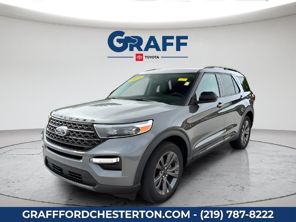 2023 Ford Explorer XLT — photo 1 of 26